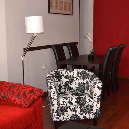 Apartamento Acueducto, Tres Dormitorios Y Parking Gratis Мерида Екстериор снимка