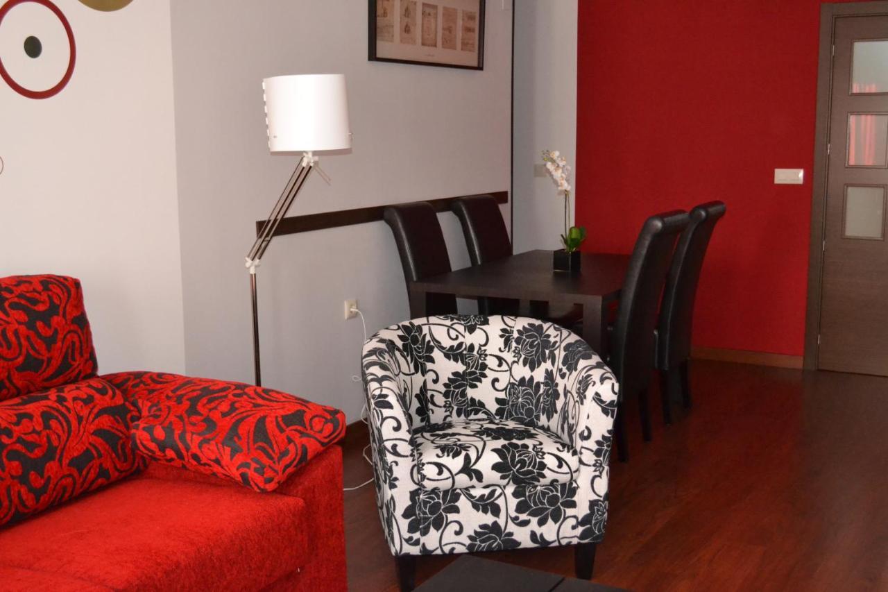 Apartamento Acueducto, Tres Dormitorios Y Parking Gratis Мерида Екстериор снимка